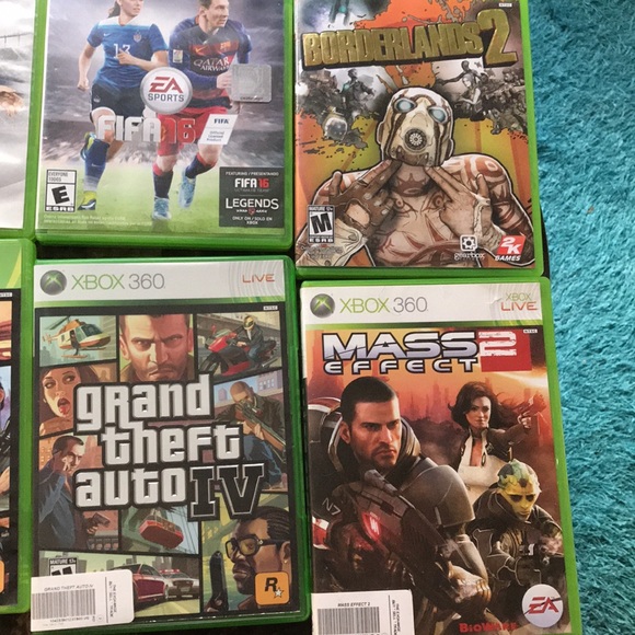 XBox 360 - Picture 2 of 7